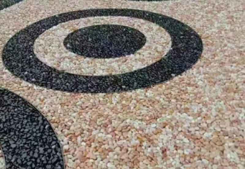 透水胶粘石路面